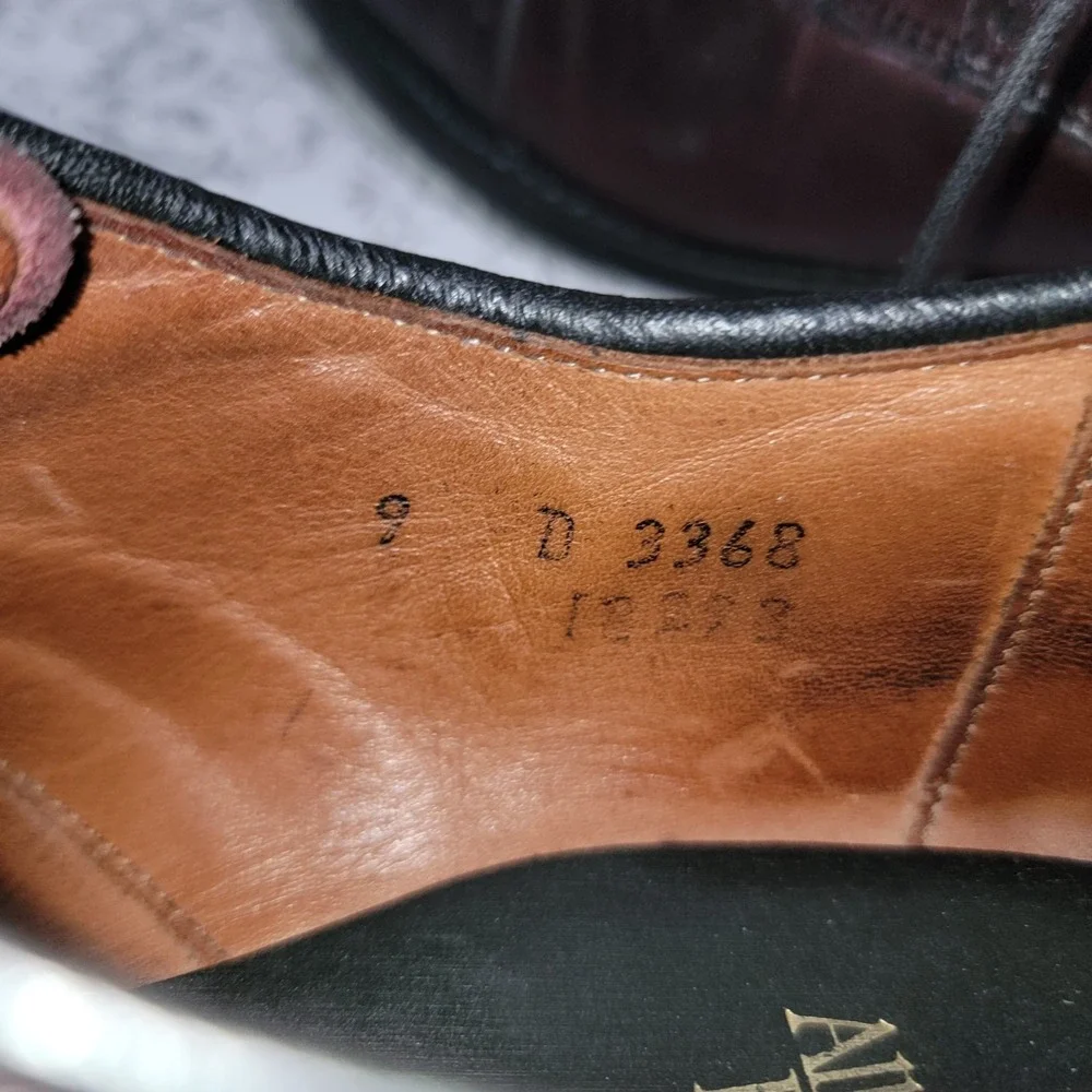 Allen Edmonds brand allen